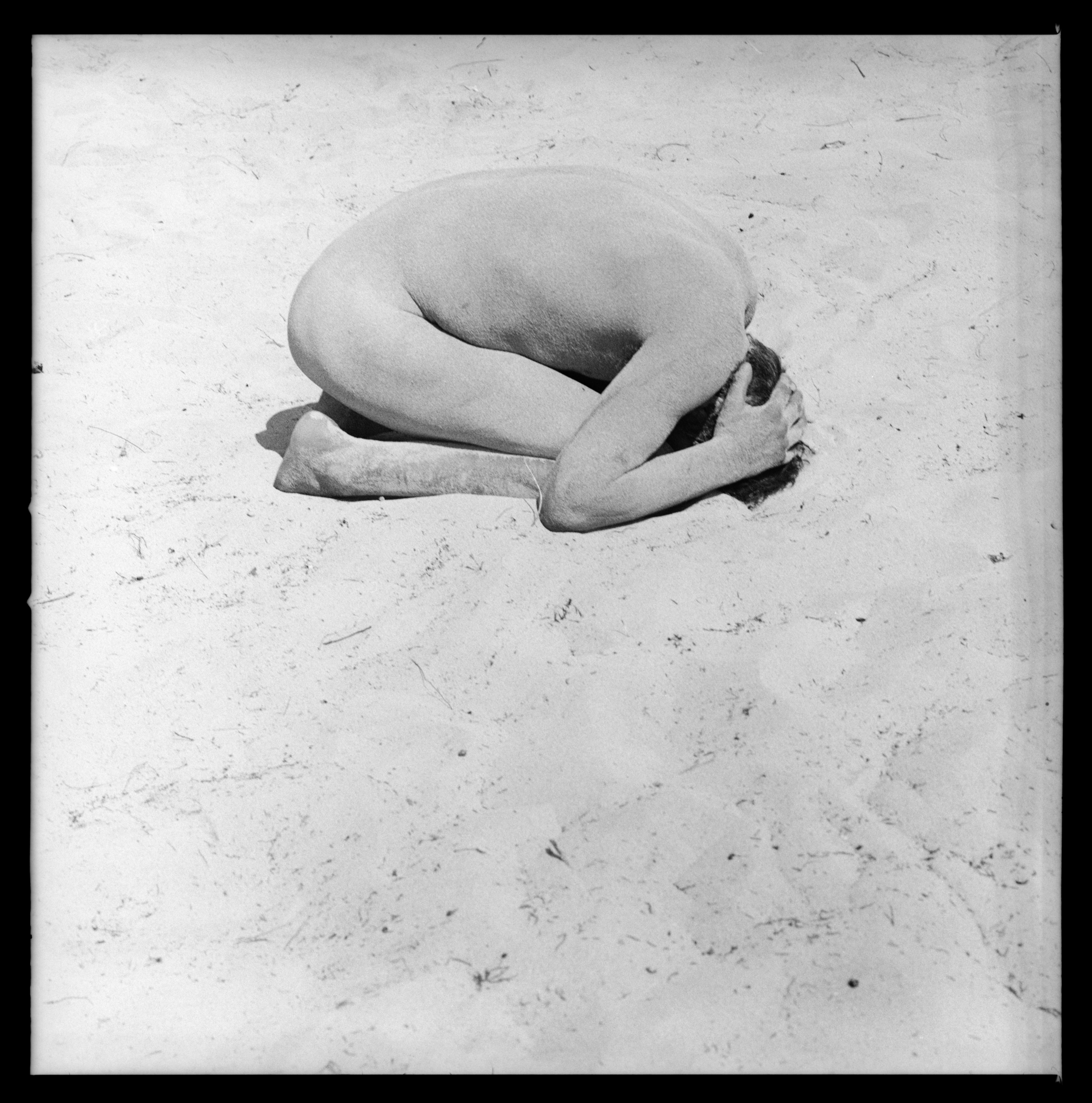 Günther Uecker, Sandmensch, Mittelmeer, 1970